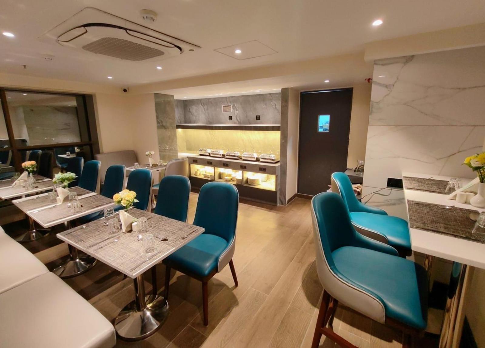 Maxxvalue Hotel Midc - Andheri Мумбаи Экстерьер фото