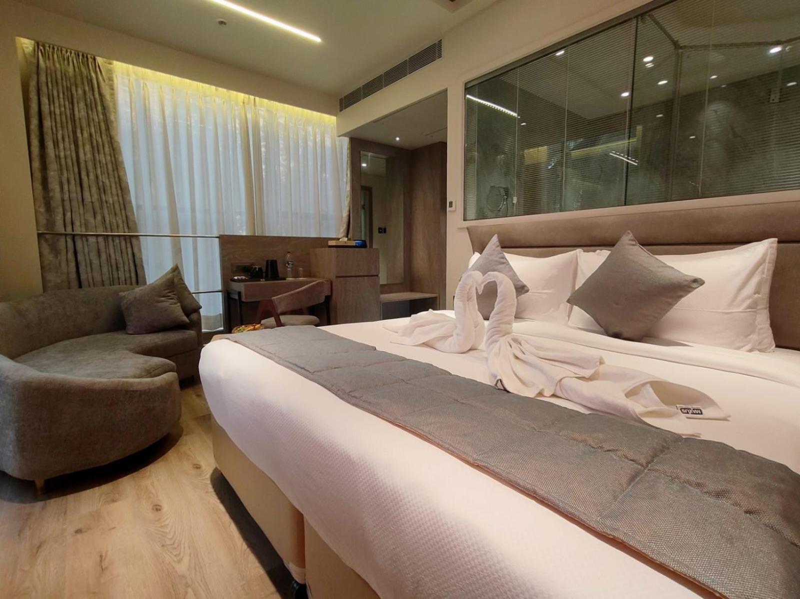 Maxxvalue Hotel Midc - Andheri Мумбаи Экстерьер фото