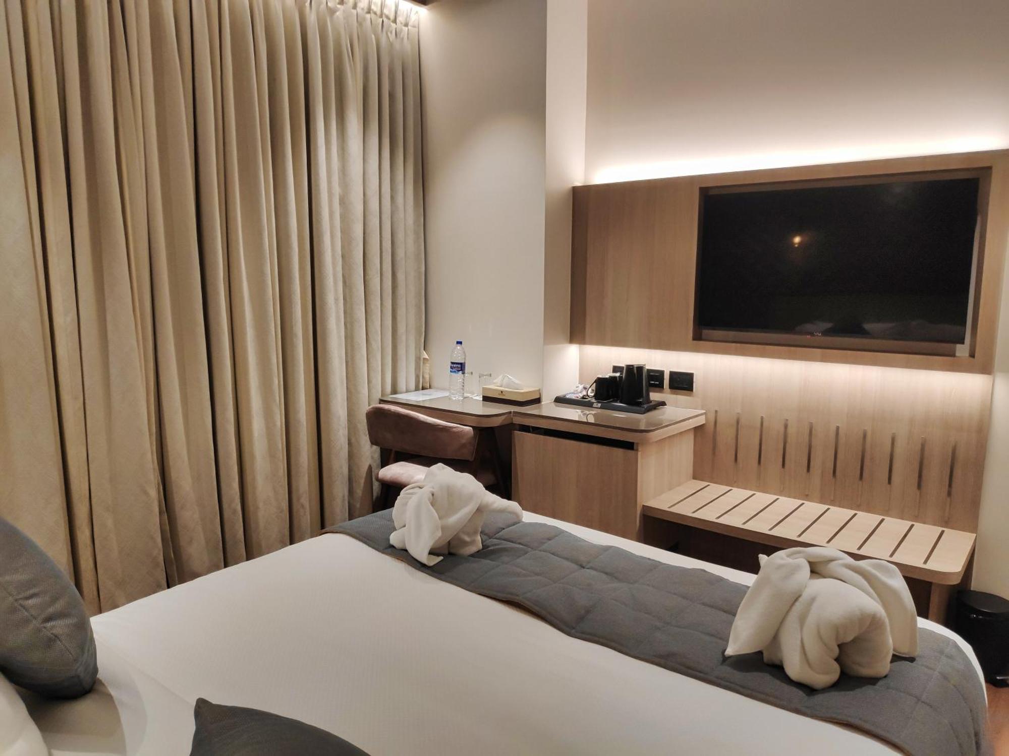 Maxxvalue Hotel Midc - Andheri Мумбаи Экстерьер фото